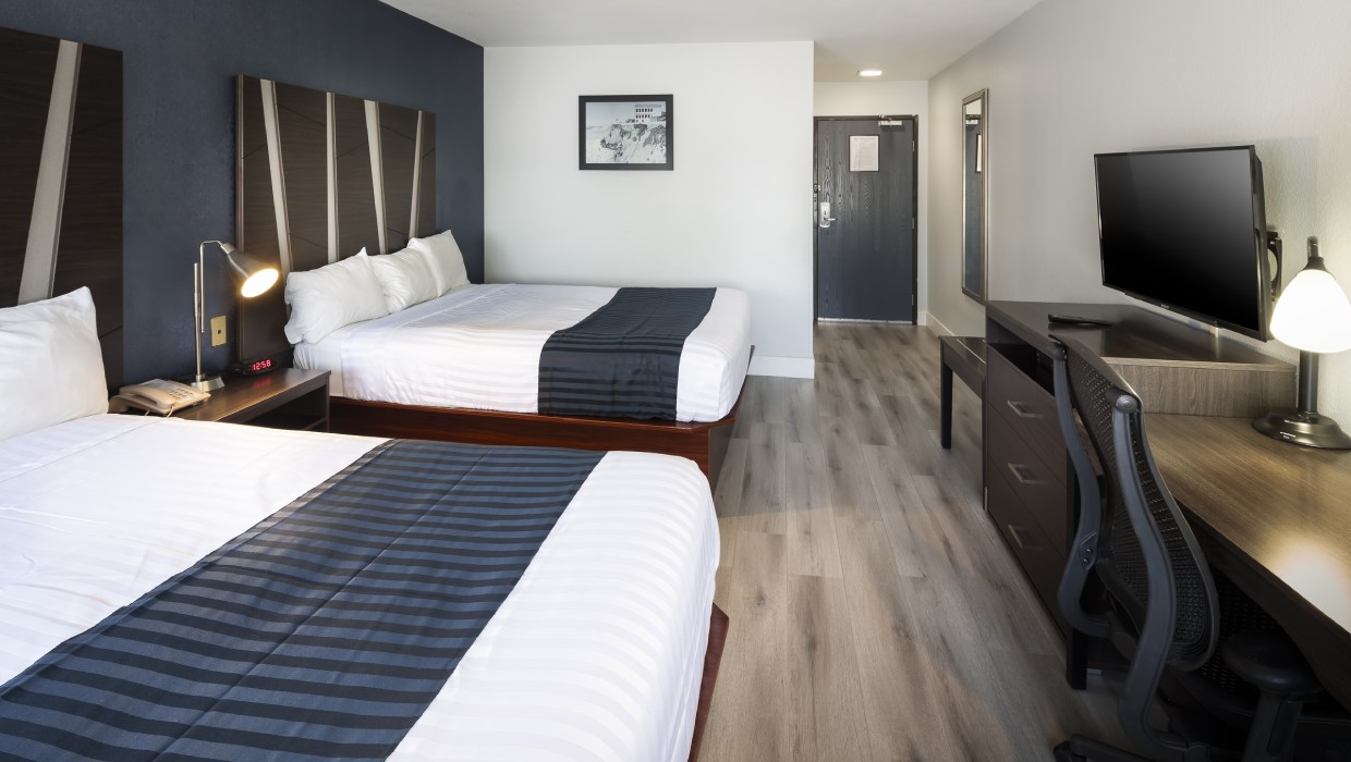 Spacious Guest Rooms at Hotel Mira Vista